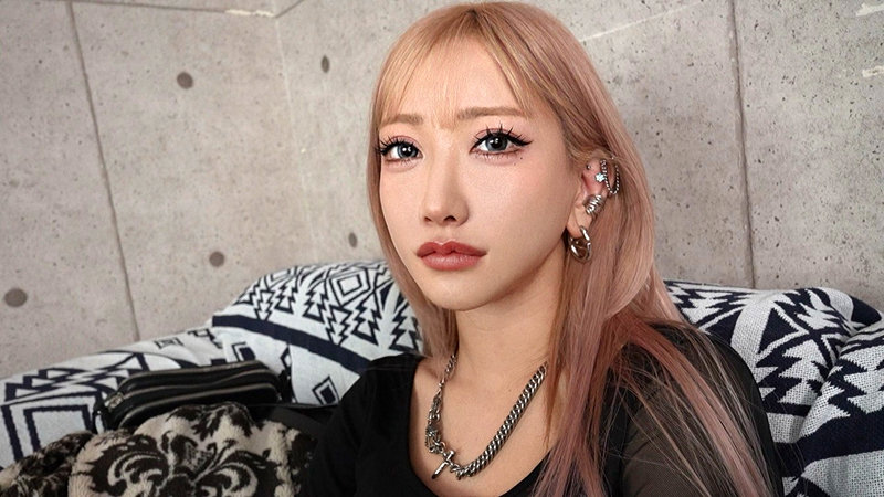 AIKA – gal001 – A